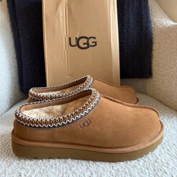 UGG Tasman Slipper Chestnut - Picture 2 of 8